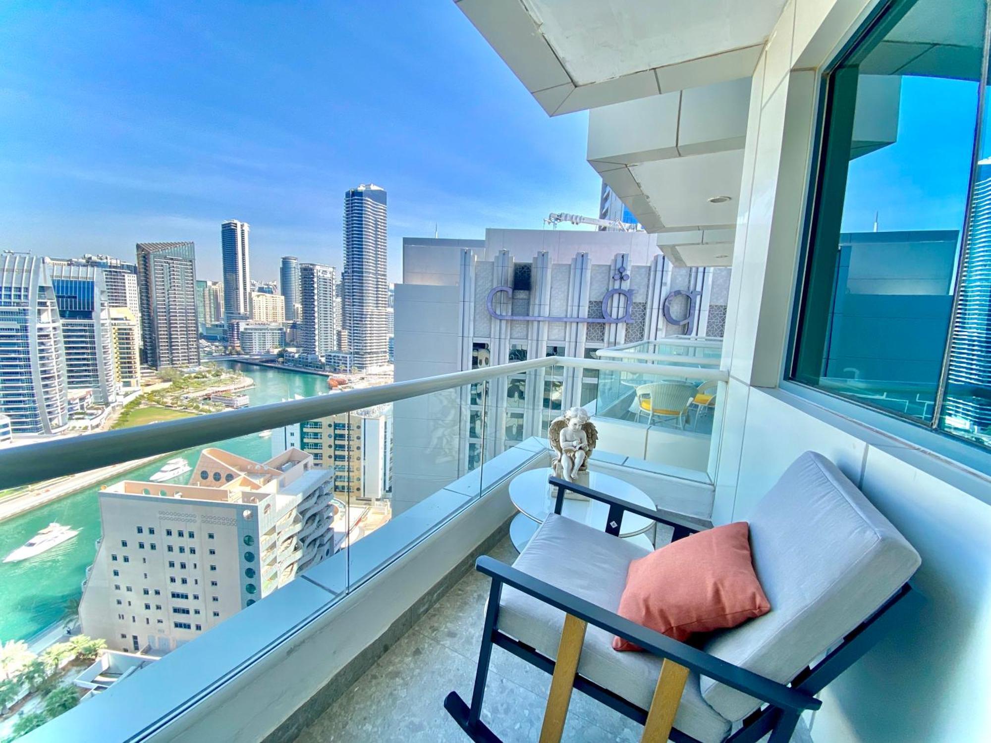 Apartment 3br Gem With Stunning Views Dubai
