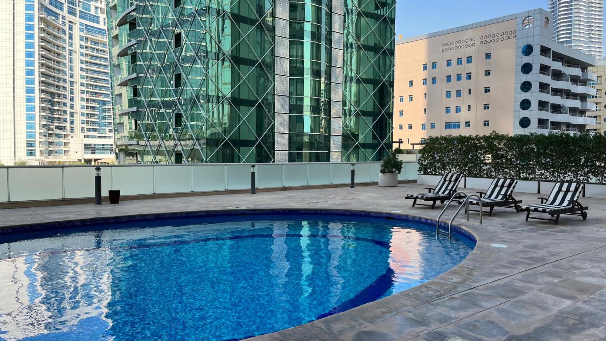 3br Gem With Stunning Views